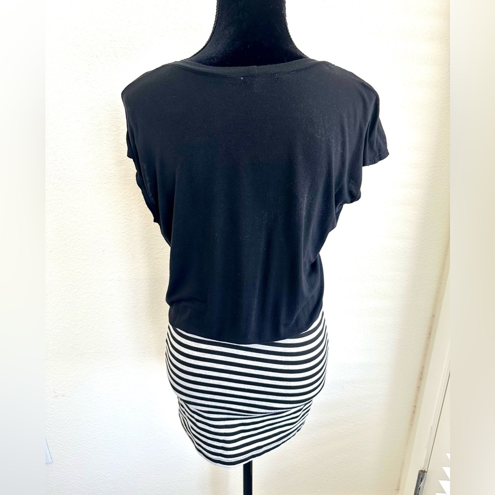 STRIPE 2 FER DRESS - Picture 4 of 8